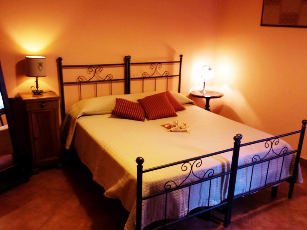 B&B De Nuce Maga Μπενεβέντο Δωμάτιο φωτογραφία